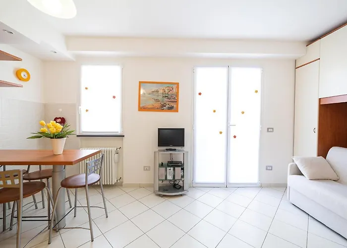 Daire Terrazza Del Gelsomino With Terrace And Open View