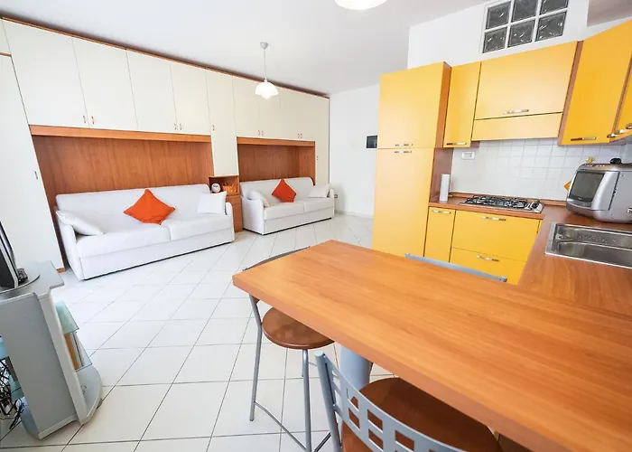 Daire Terrazza Del Gelsomino With Terrace And Open View Borghetto Santo Spirito