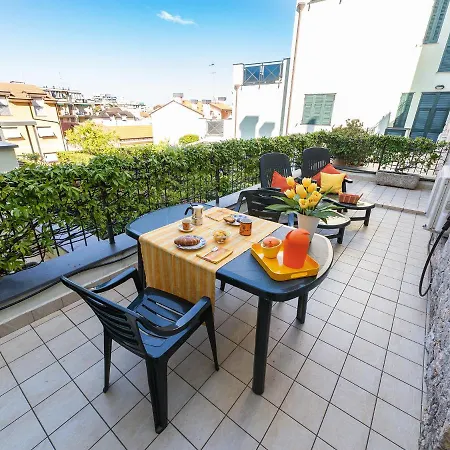 Terrazza Del Gelsomino With Terrace And Open View Διαμέρισμα
