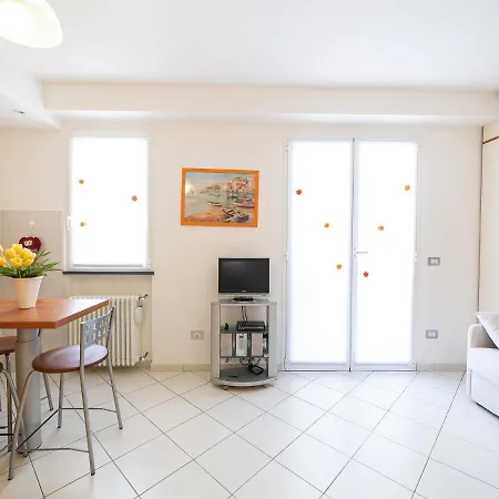 Appartamento Terrazza Del Gelsomino With Terrace&open View
