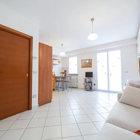 Διαμέρισμα Terrazza Del Gelsomino With Terrace And Open View Borghetto Santo Spirito