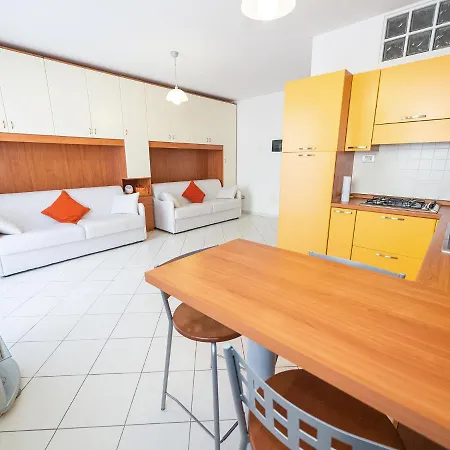 아파트 Terrazza Del Gelsomino With Terrace And Open View 보르게토 산토 스피리토