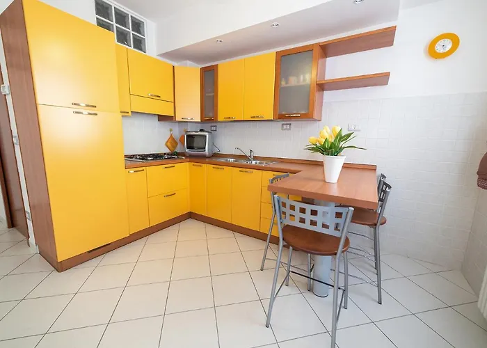 Terrazza Del Gelsomino With Terrace And Open View شقة بورجيتو سانتو سبيريتو